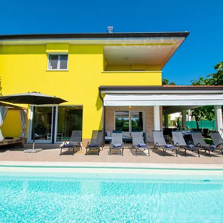 Vila Gaya In Porec,istrien By Istrabook Poreč
