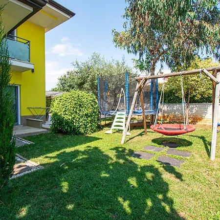 Vila Gaya In Porec,istrien By Istrabook