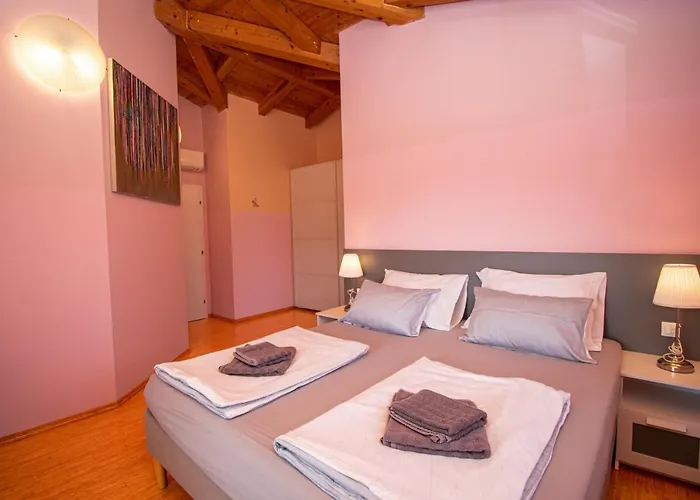 Gaya In Porec,istrien By Istrabook * Porec